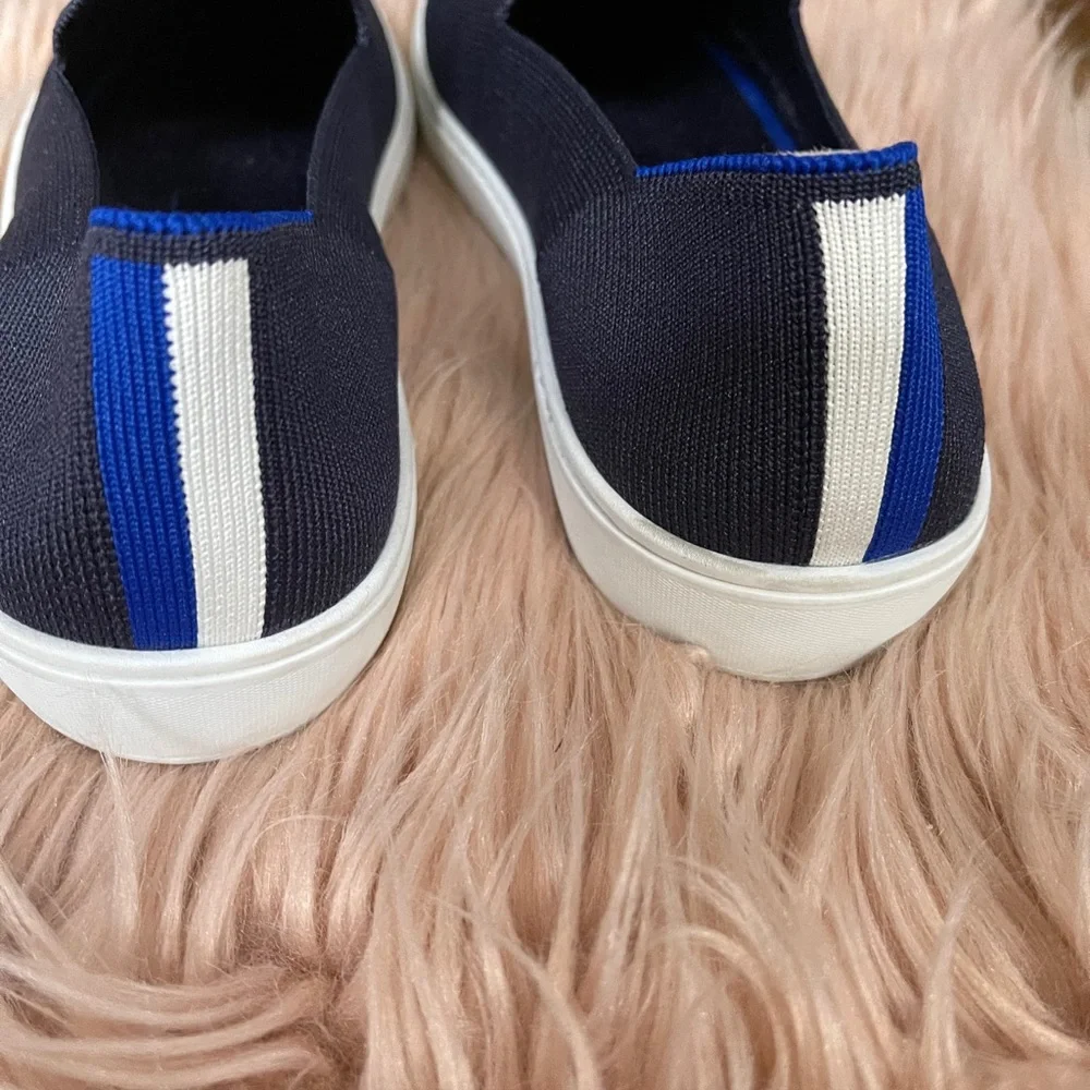 Rothys deep navy blue size 9.5 woman’s sneakers